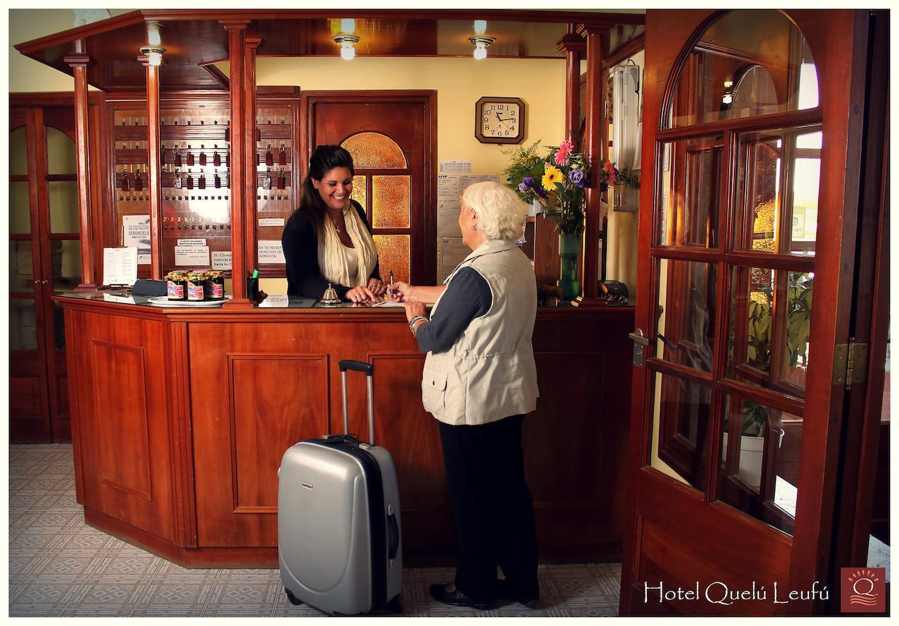 Hotel Quelu Leufu リオ・コロラド エクステリア 写真